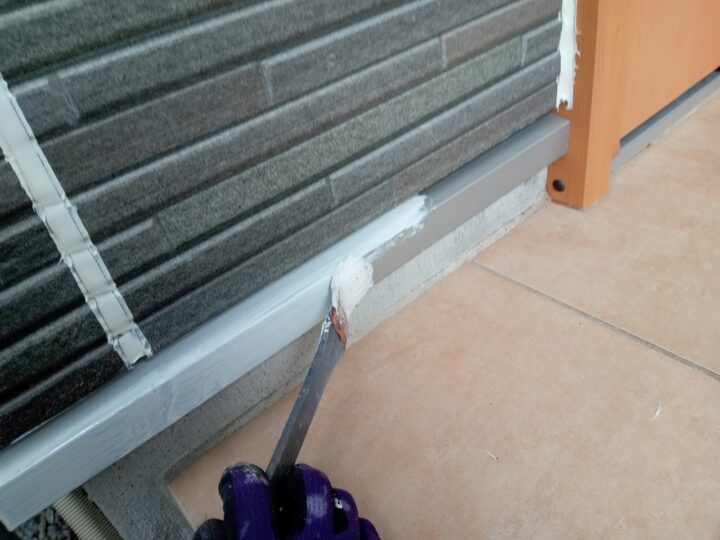 水切り下塗り工事