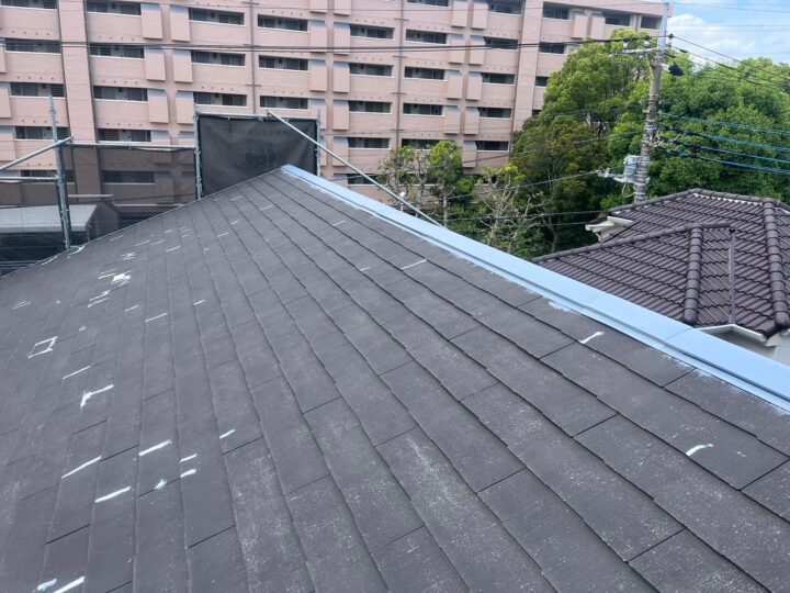 棟板金下塗り完了全景