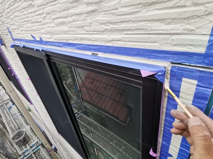 開口部廻り専用プライマ－塗布