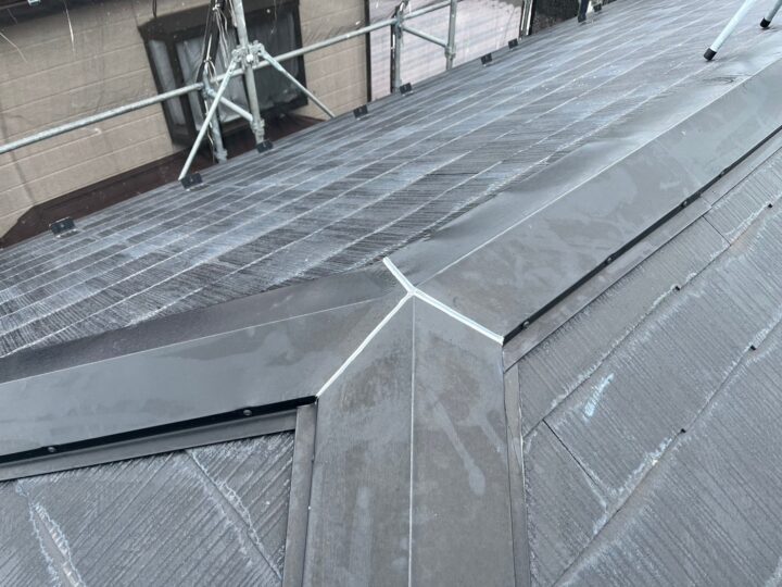 屋根板金シーリング補修施工後