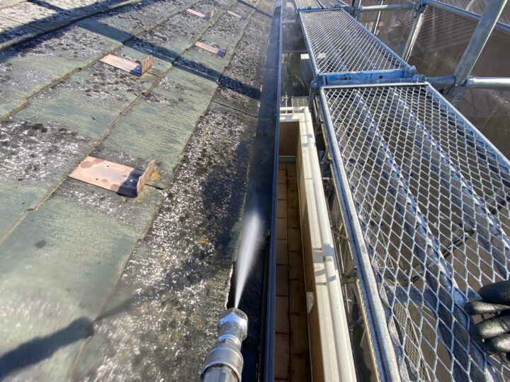 雨樋内部高圧洗浄工事