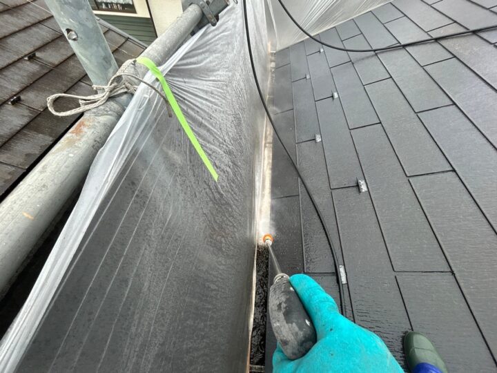 雨樋内部高圧洗浄工事
