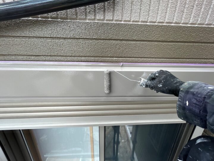 シャッターボックス上塗り工事
