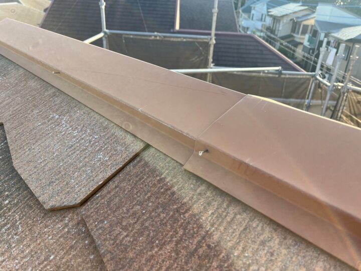 屋根板金釘打ち作業施工前