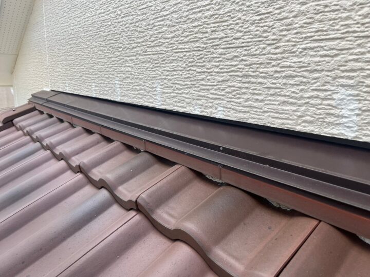 雨押え板金シーリング施工前