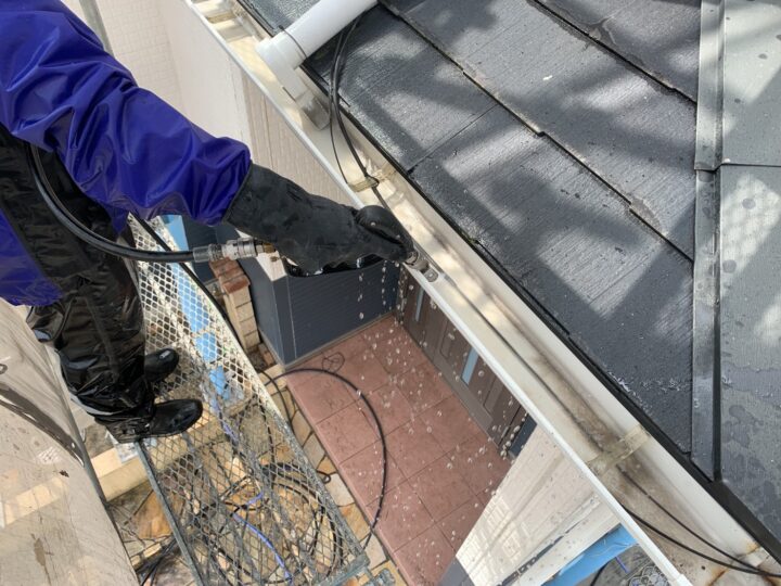 雨樋内部高圧洗浄工事