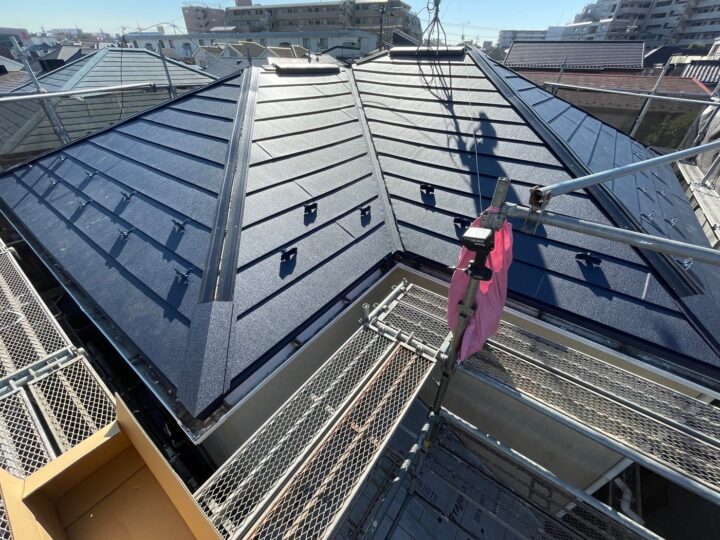 屋根板金取り付け工事