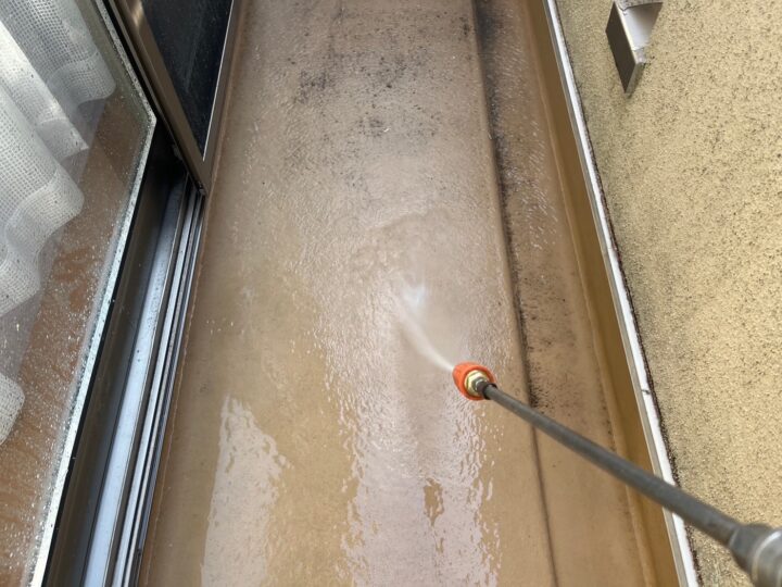 ベランダ床高圧洗浄工事