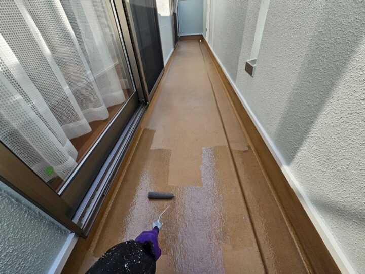 ベランダ床下塗り工事