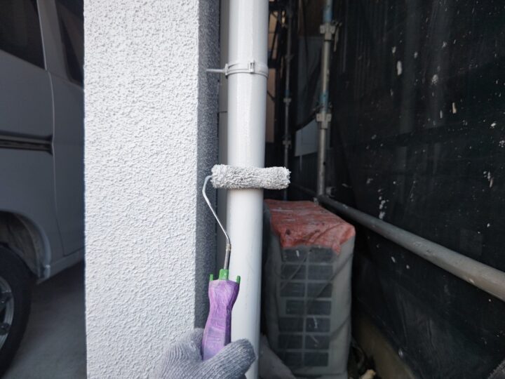 雨樋塗装１回目