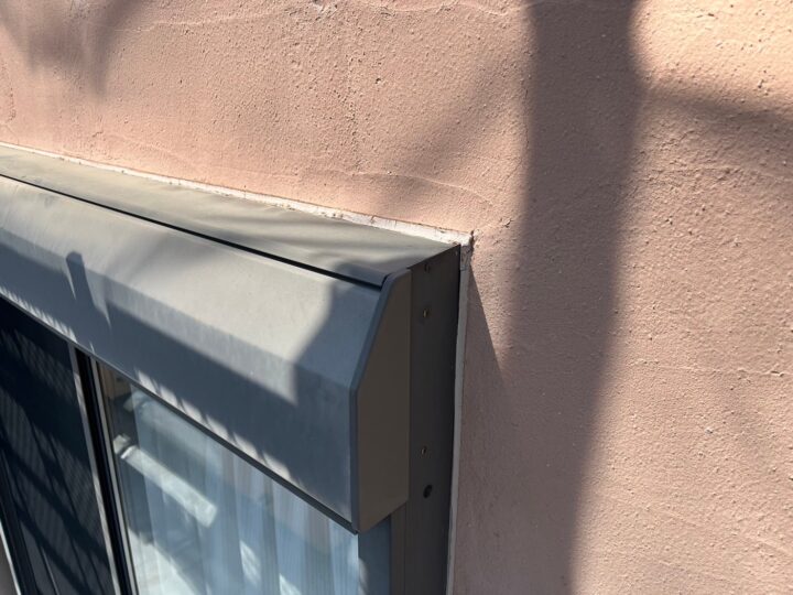 開口部ひび割れ補修施工前