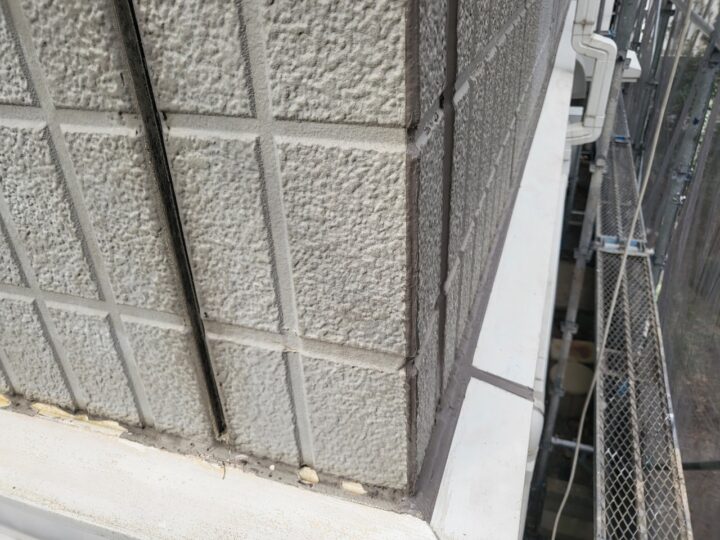 外壁ひび割れ補修完了全景