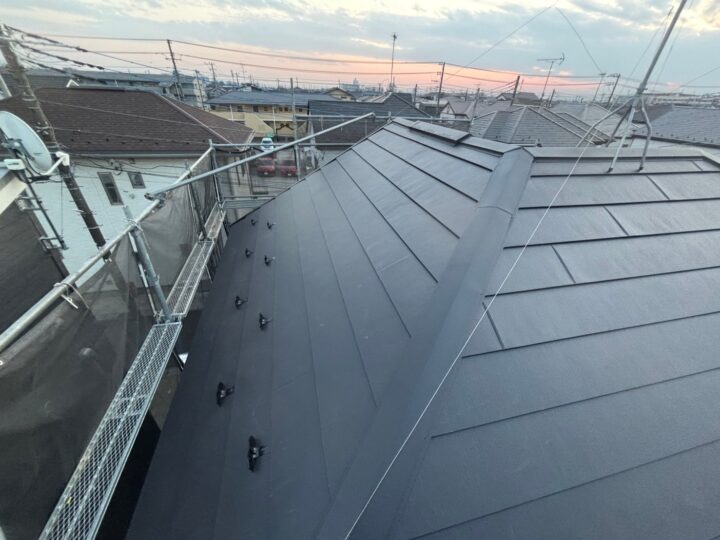 屋根完了全景