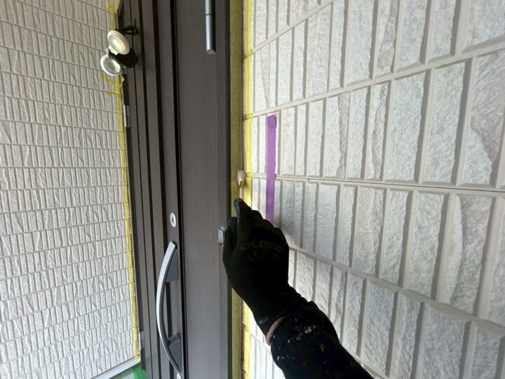 開口部廻りシ-リング専用プライマ-塗布