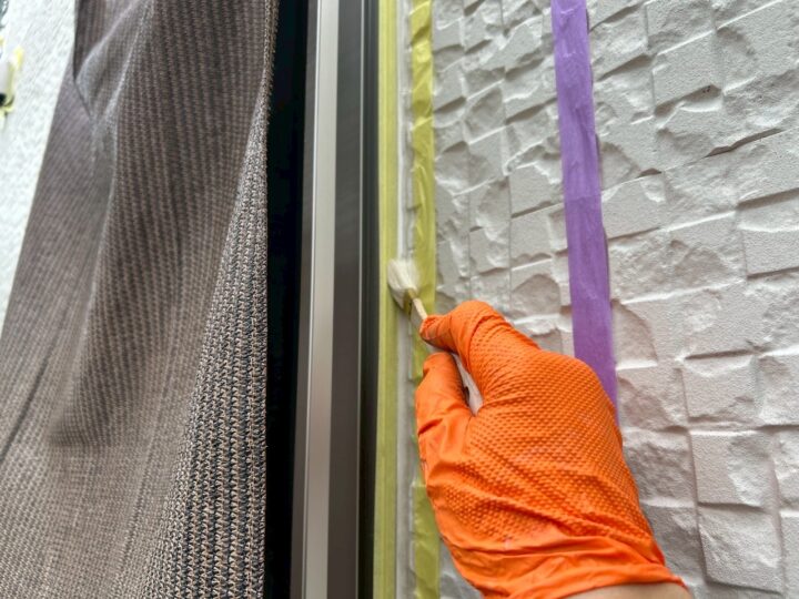 開口部廻りシ-リング専用プライマ-塗布