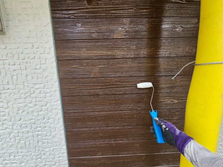 アクセント外壁上塗り工事