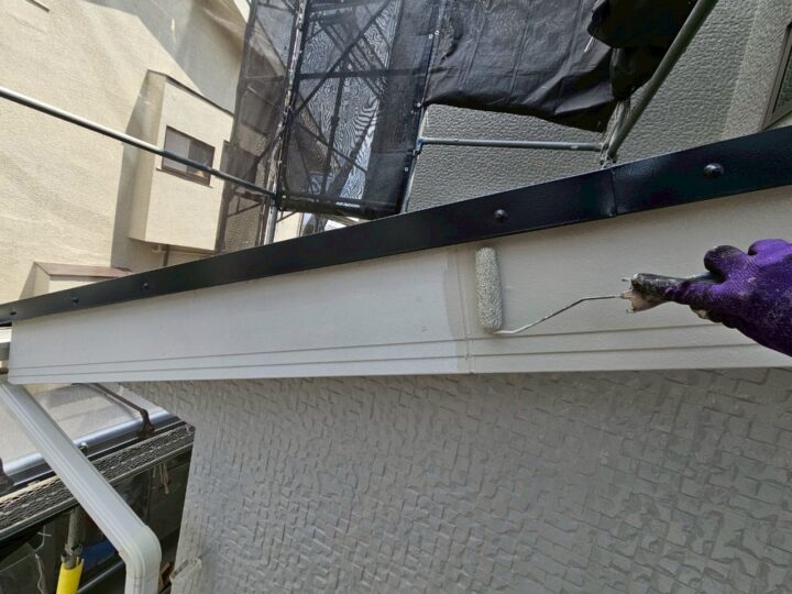 破風板中塗り工事