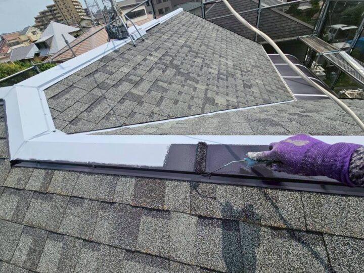 屋根板金中塗り工事