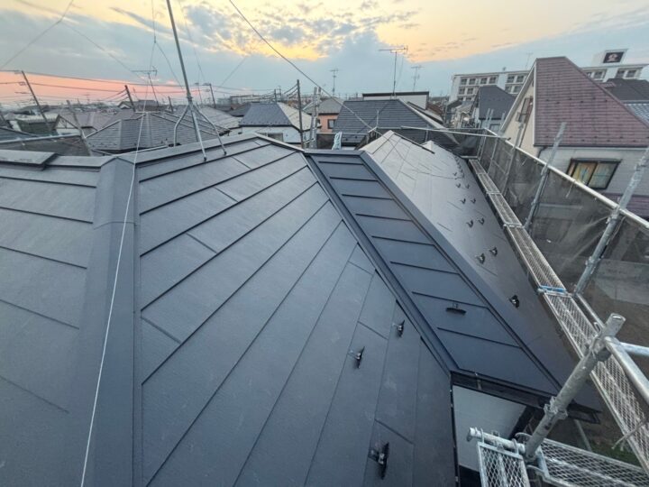 屋根完了全景