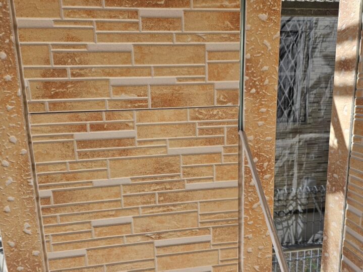 外壁板間シ－リング撤去作業