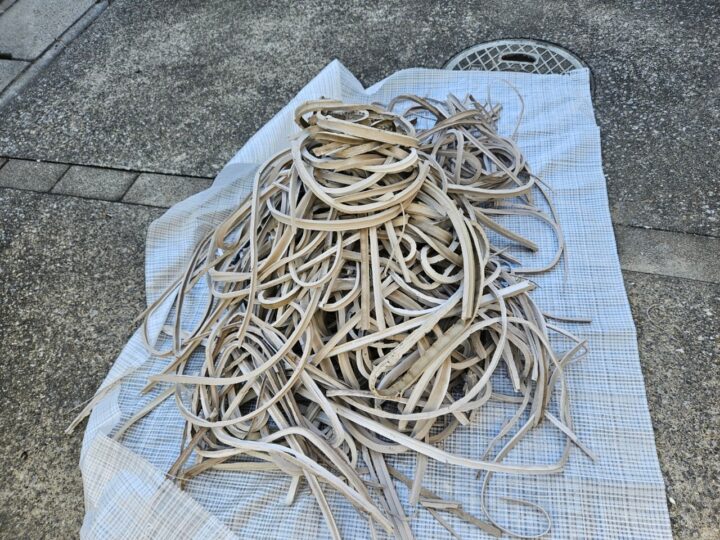 外壁板間シーリング撤去完了全景