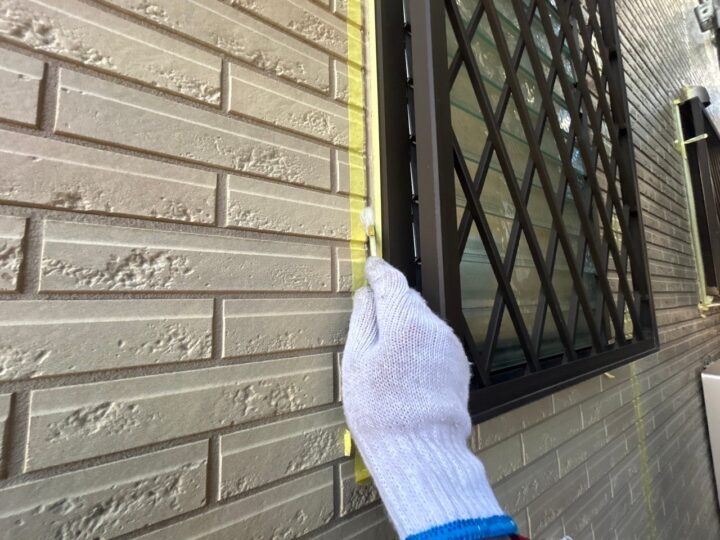 開口部廻りシ－リング専用プライマー塗布