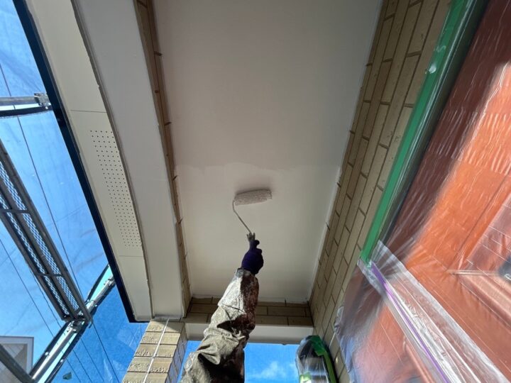 軒天塗装２回目