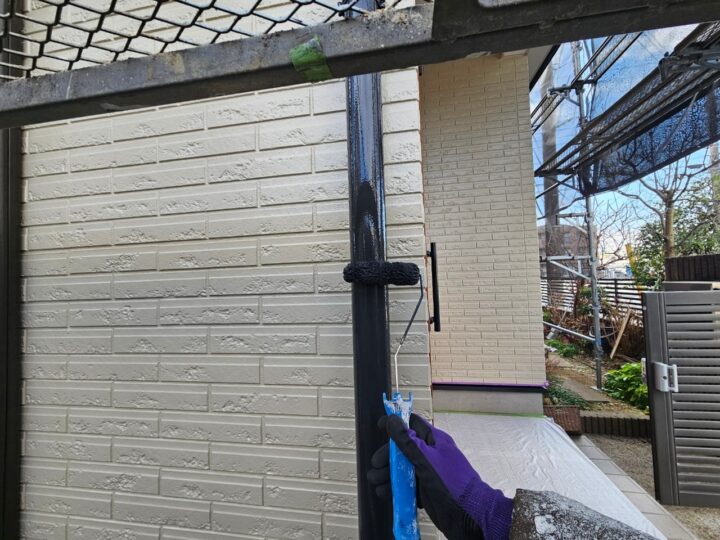 雨樋塗装２回目