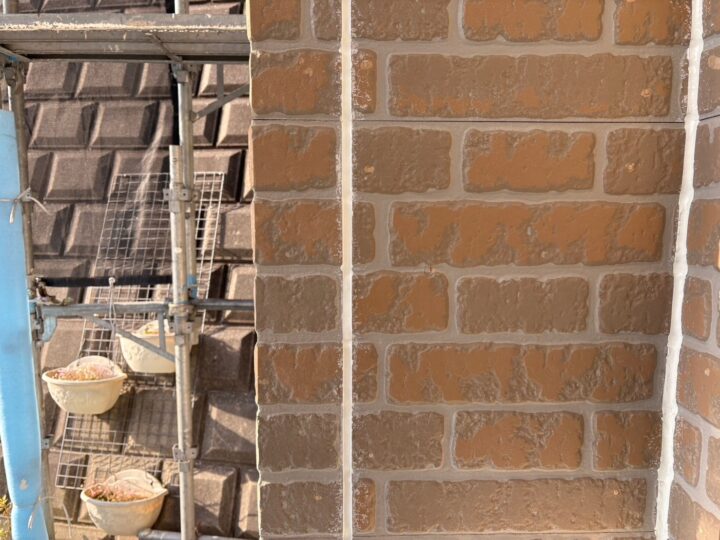 外壁板間シ－リング完了全景