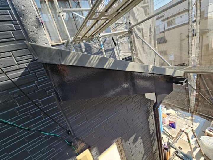 破風板完了全景