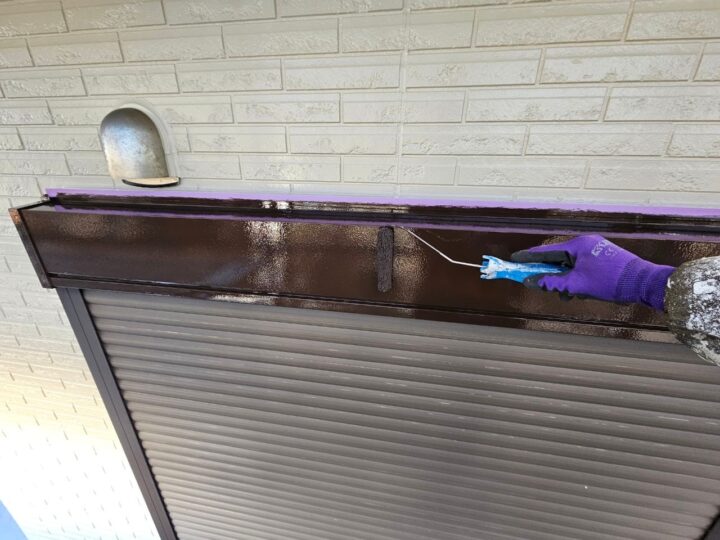 シャッタ－ボックス上塗り工事