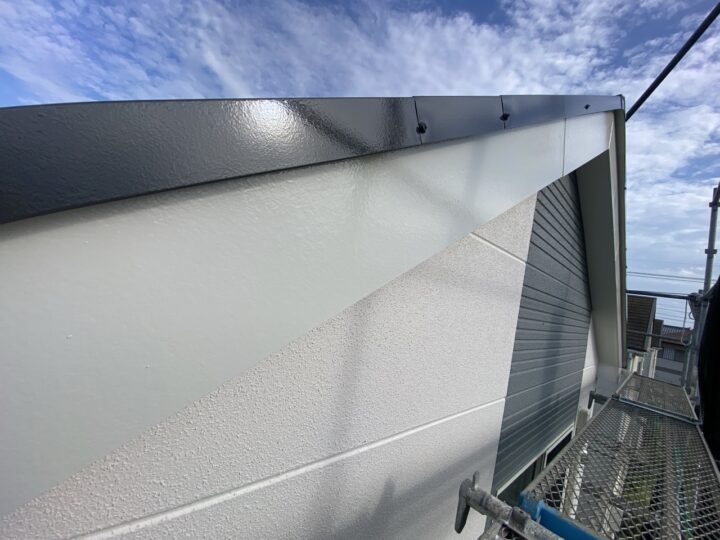 破風板完了全景