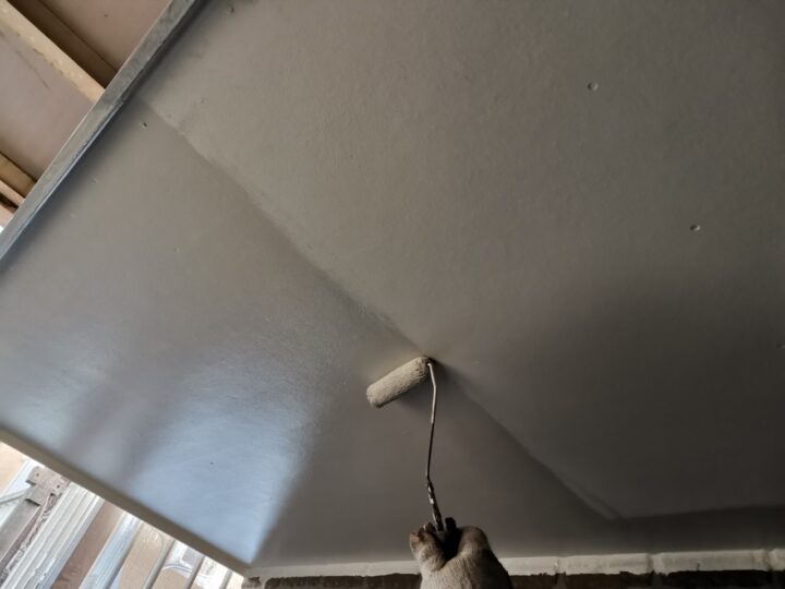 軒天塗装１回目