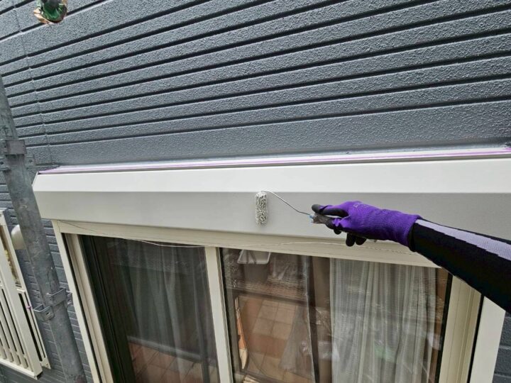 シャッタ－ボックス上塗り工事