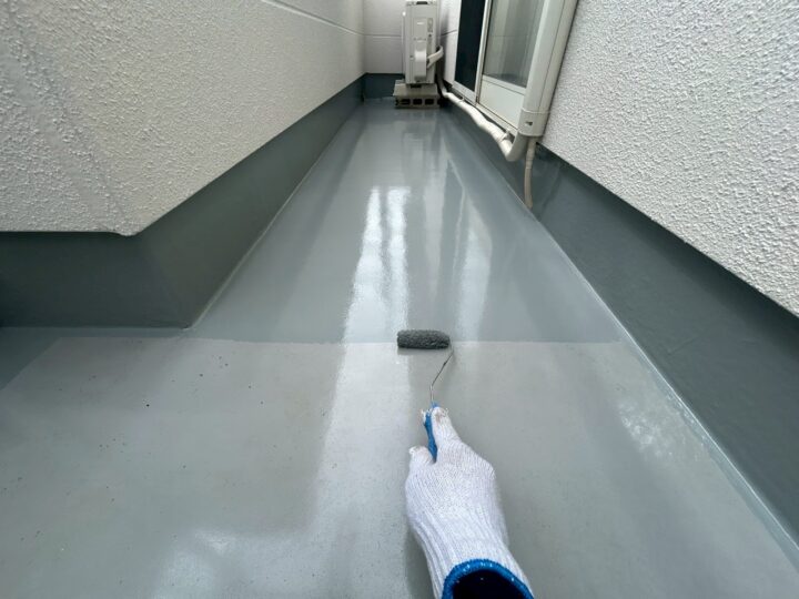 ベランダ床上塗り工事