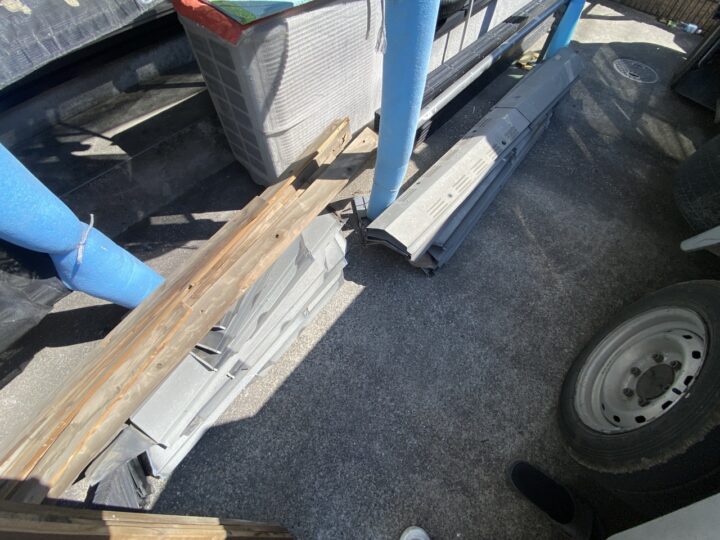 屋根板金等解体完了全景