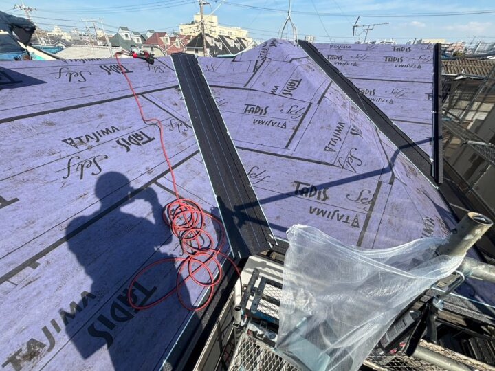 アスファルトルーフィング貼り付け工事