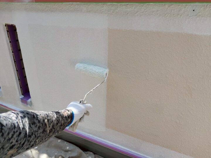 外壁下塗り工事