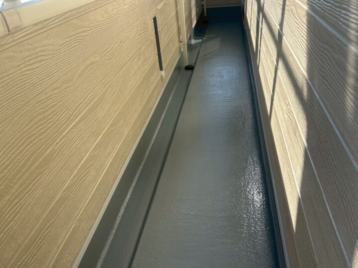 ベランダ床完了全景