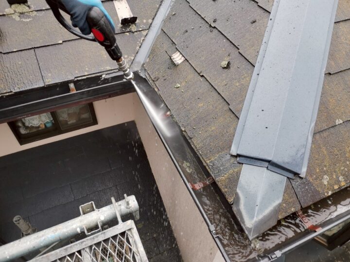 雨樋内部高圧洗浄工事
