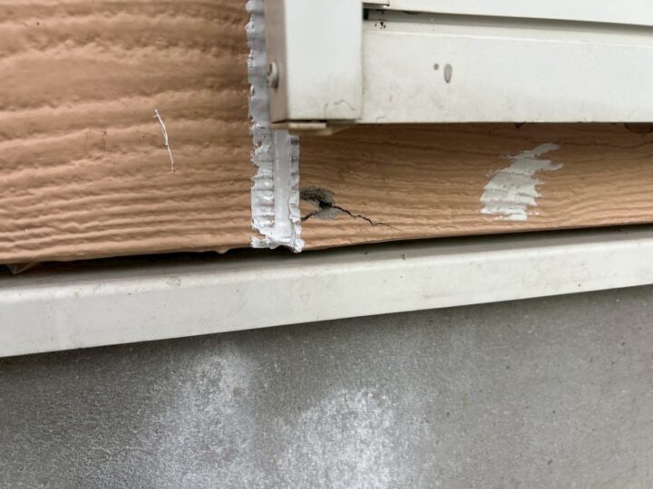 外壁ひび割れ補修施工前