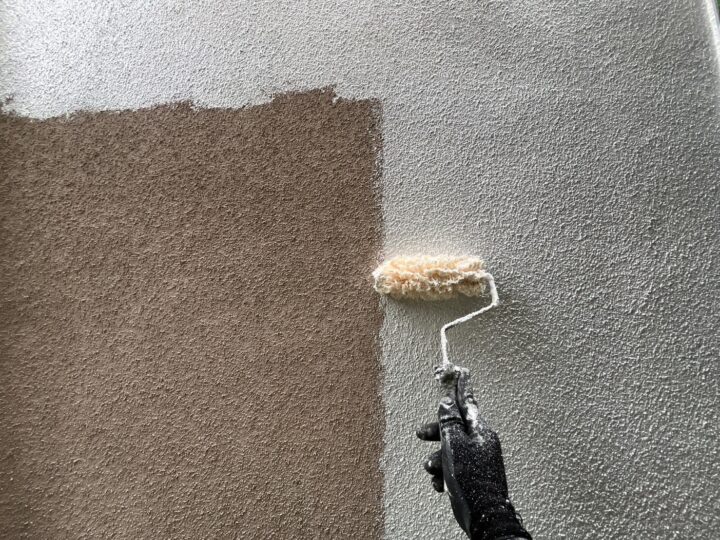 外壁下塗り工事