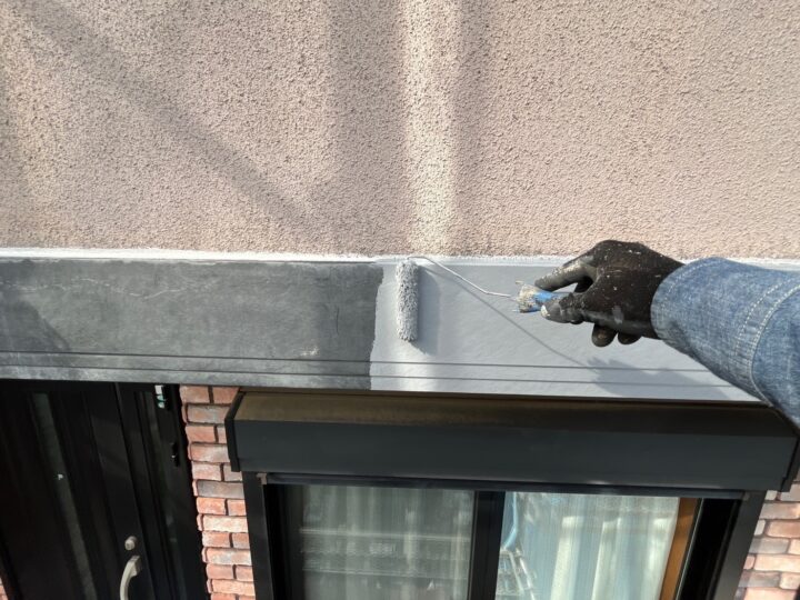 装飾帯下塗り工事