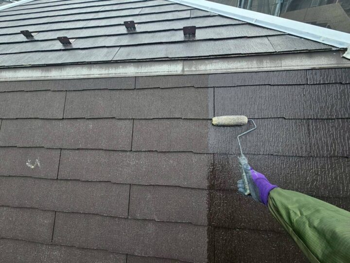 屋根下塗り工事