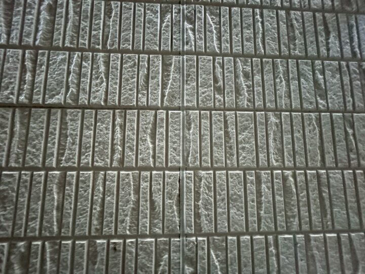 外壁板間シ－リング完了全景