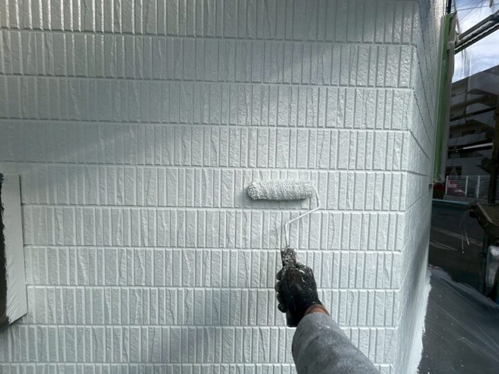 外壁上塗り工事