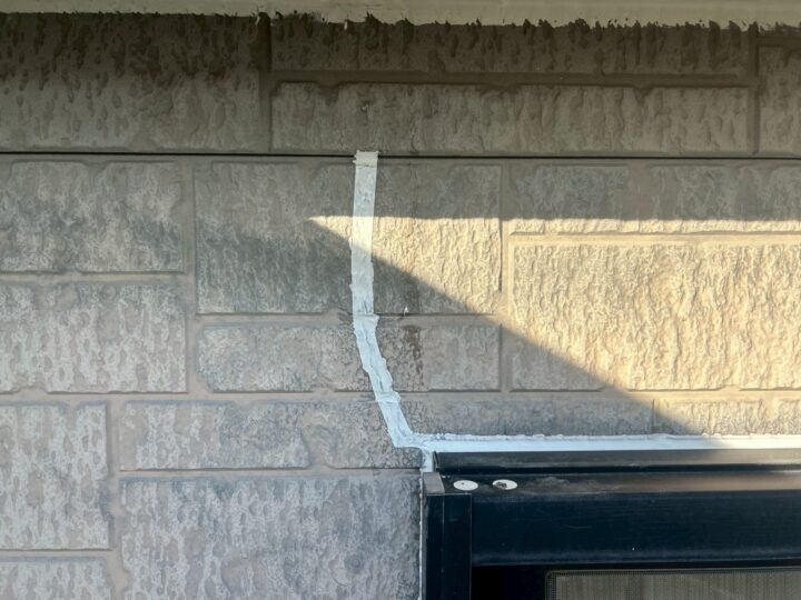 外壁ひび割れ補修完了全景