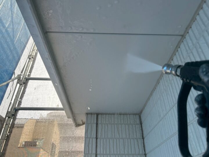 軒天高圧洗浄工事