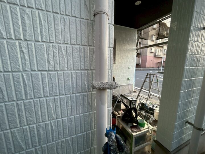 雨樋塗装１回目