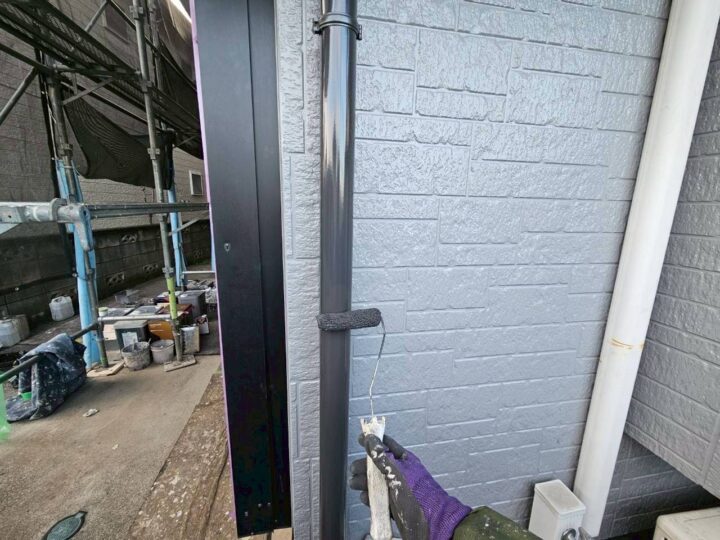 雨樋塗装２回目